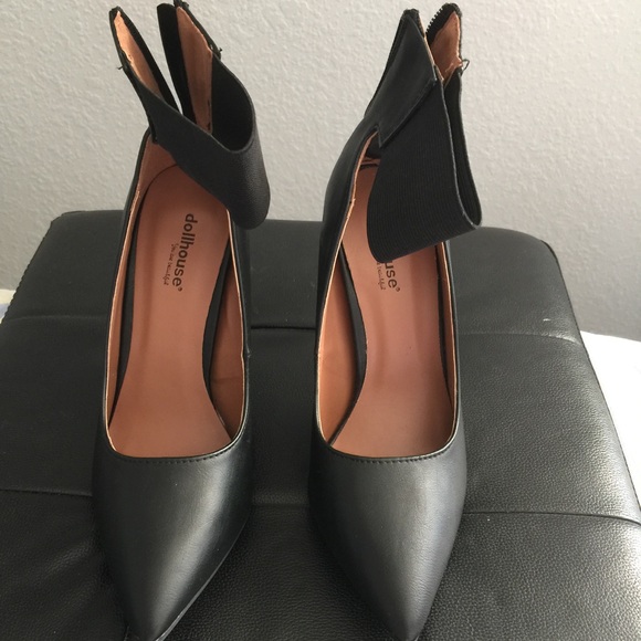 Dollhouse Ankle Strap Stiletto Shoes - Picture 2 of 7